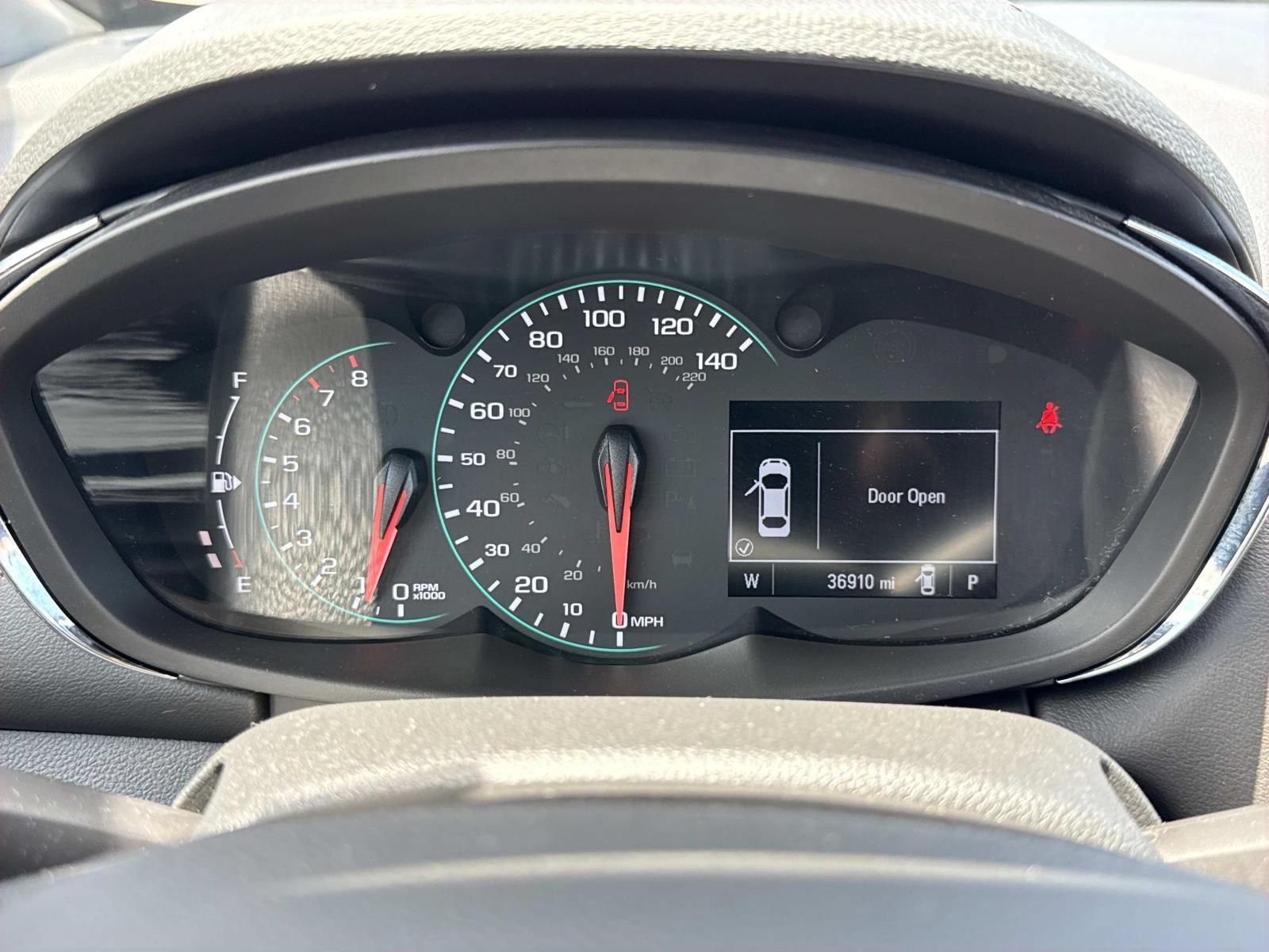 Used 2021 Chevrolet Trax LS AWD/4WD image 18