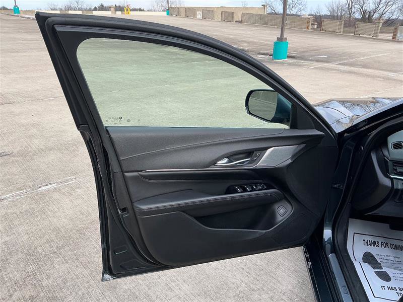Used 2020 Cadillac CT4 Luxury w/ Sun And Sound Package AWD/4WD image 27