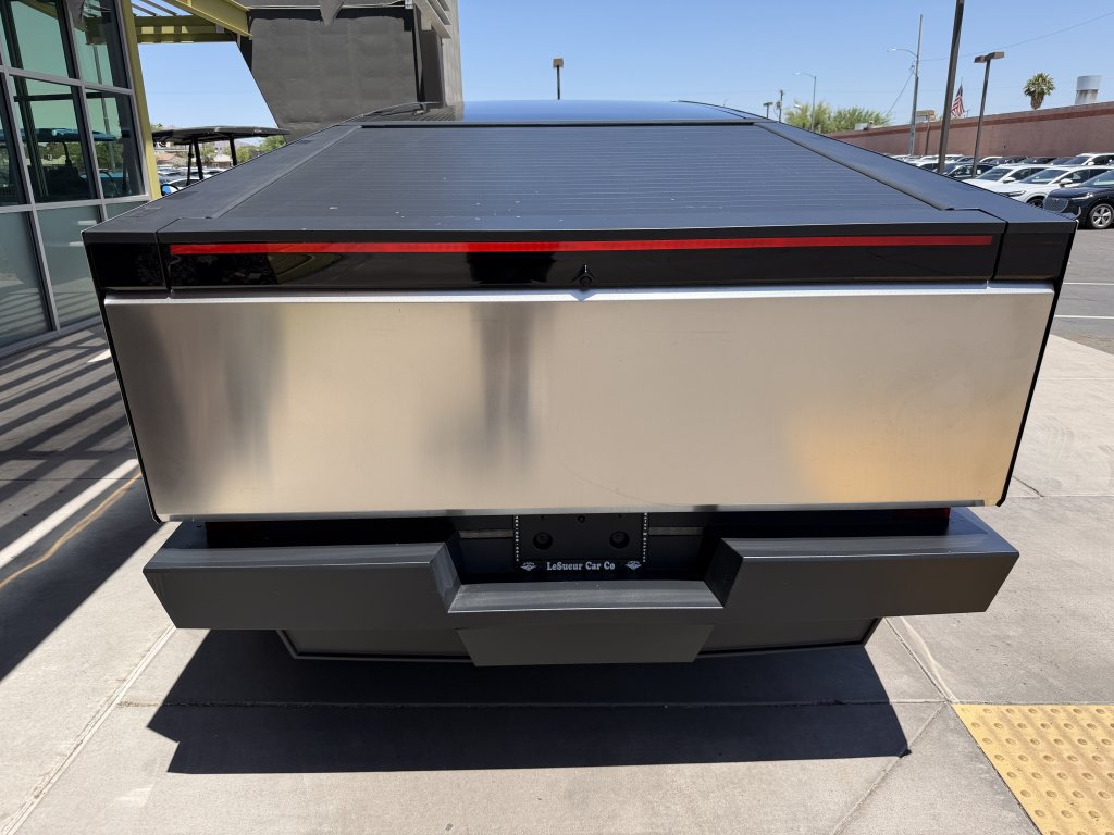 Used 2024 Tesla Cybertruck AWD Crew Cab image 13