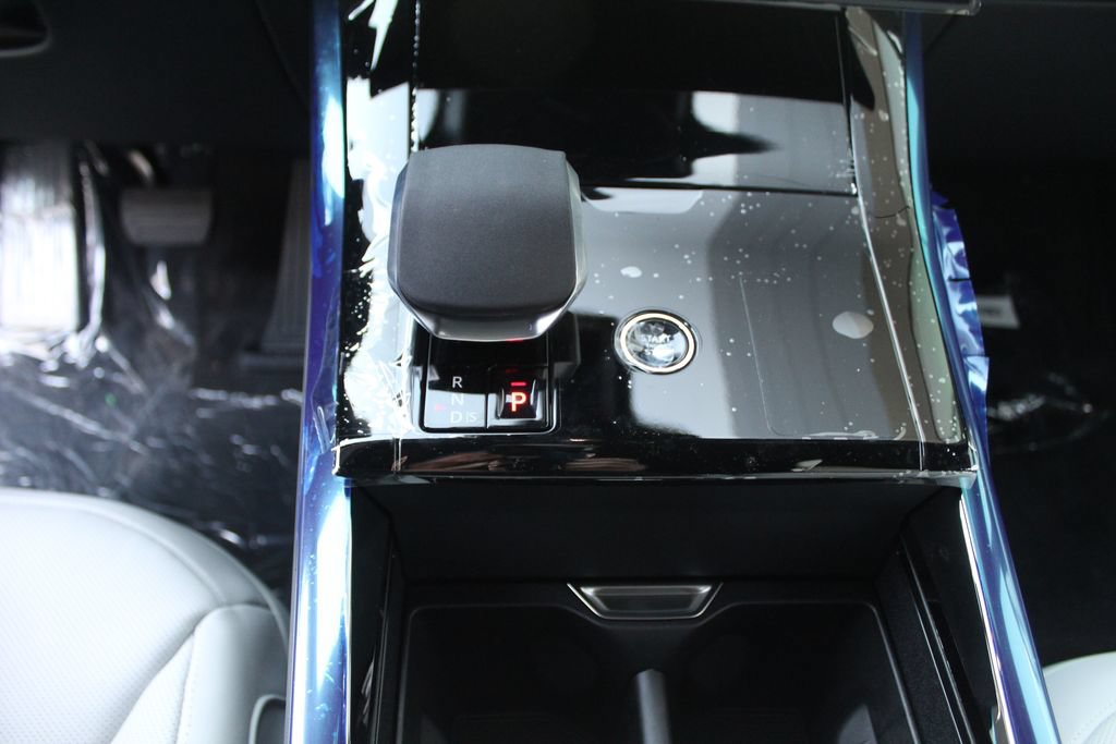 New 2026 Land Rover Range Rover Sport SE AWD/4WD image 7