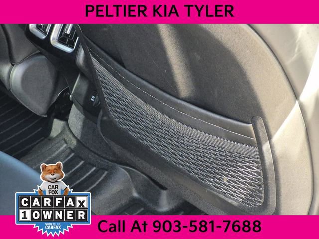 Certified 2025 Kia Sorento EX w/ Panoramic Sunroof Package image 19