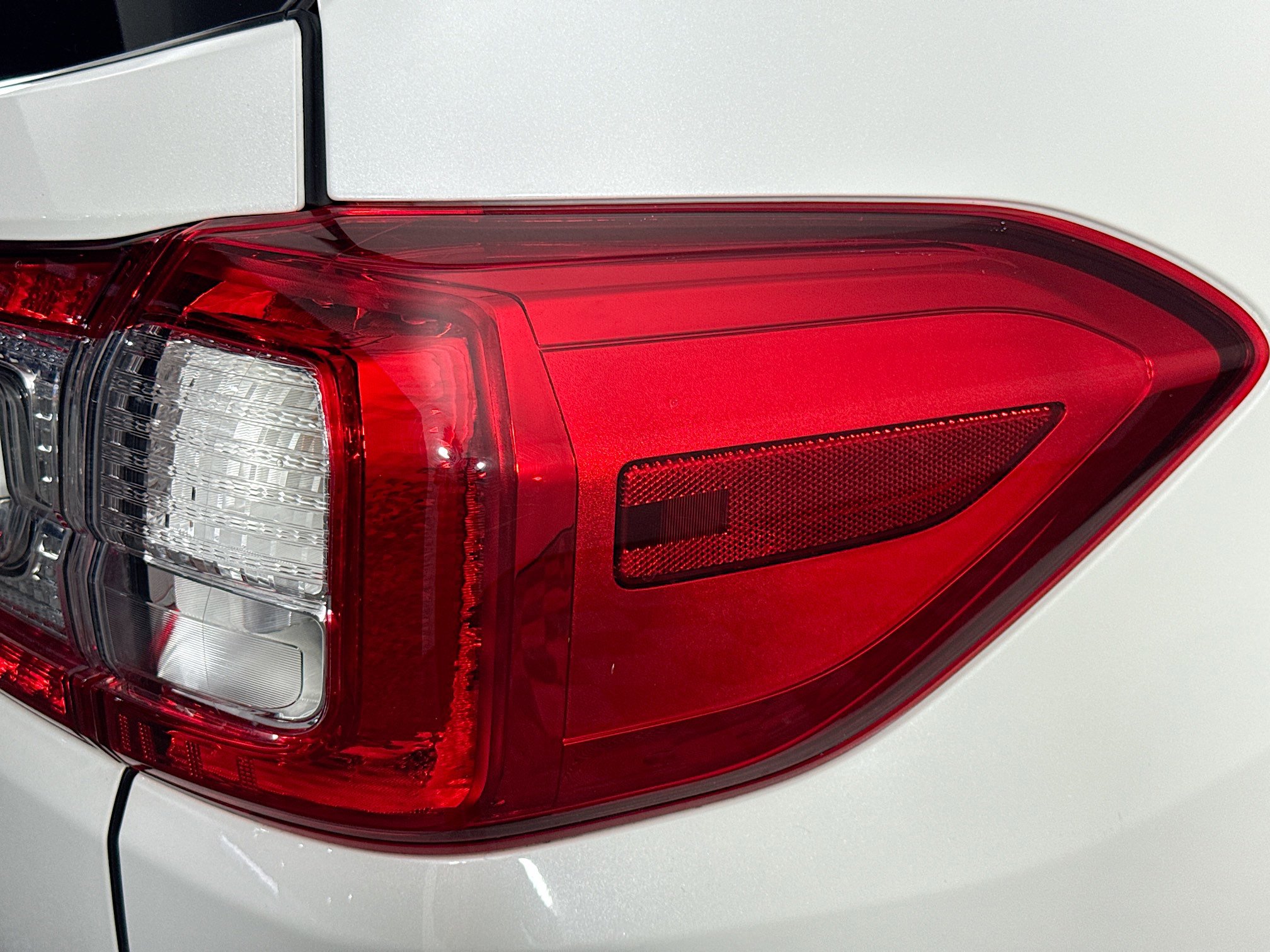 Used 2023 Subaru Ascent Premium w/ Convenience Package AWD/4WD image 33