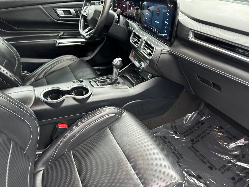 Used 2024 Ford Mustang Premium image 14