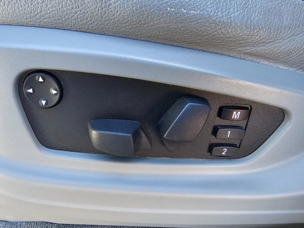 Used 2008 BMW X5 3.0si image 31