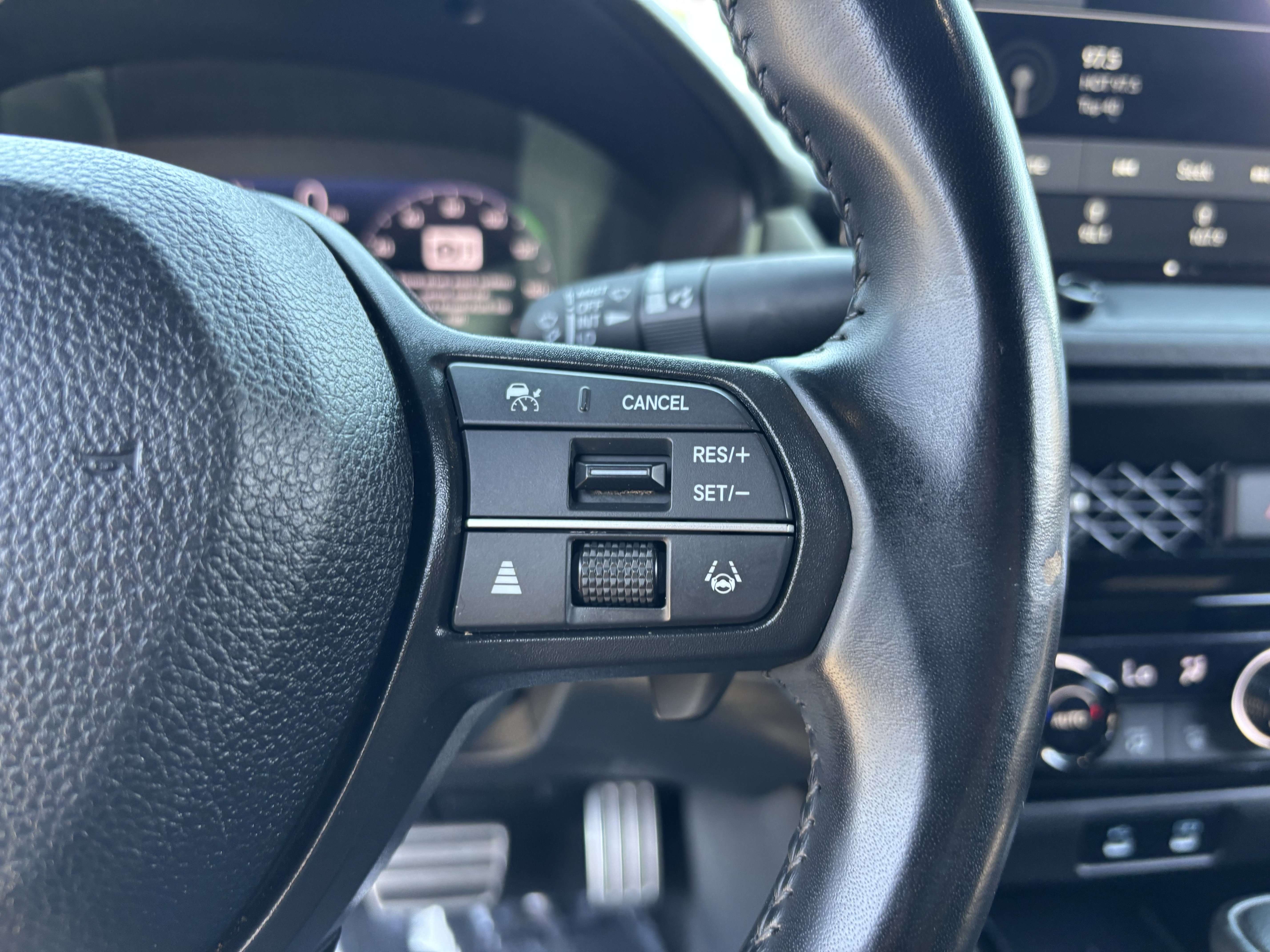 Used 2025 Honda Accord Sport image 28