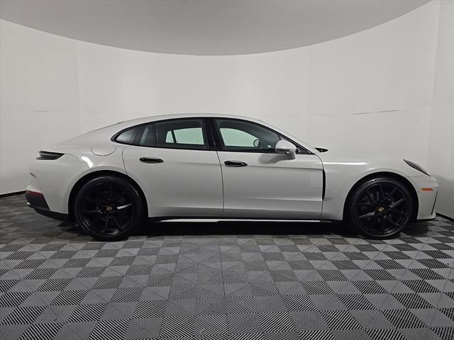 New 2026 Porsche Panamera 4 image 8