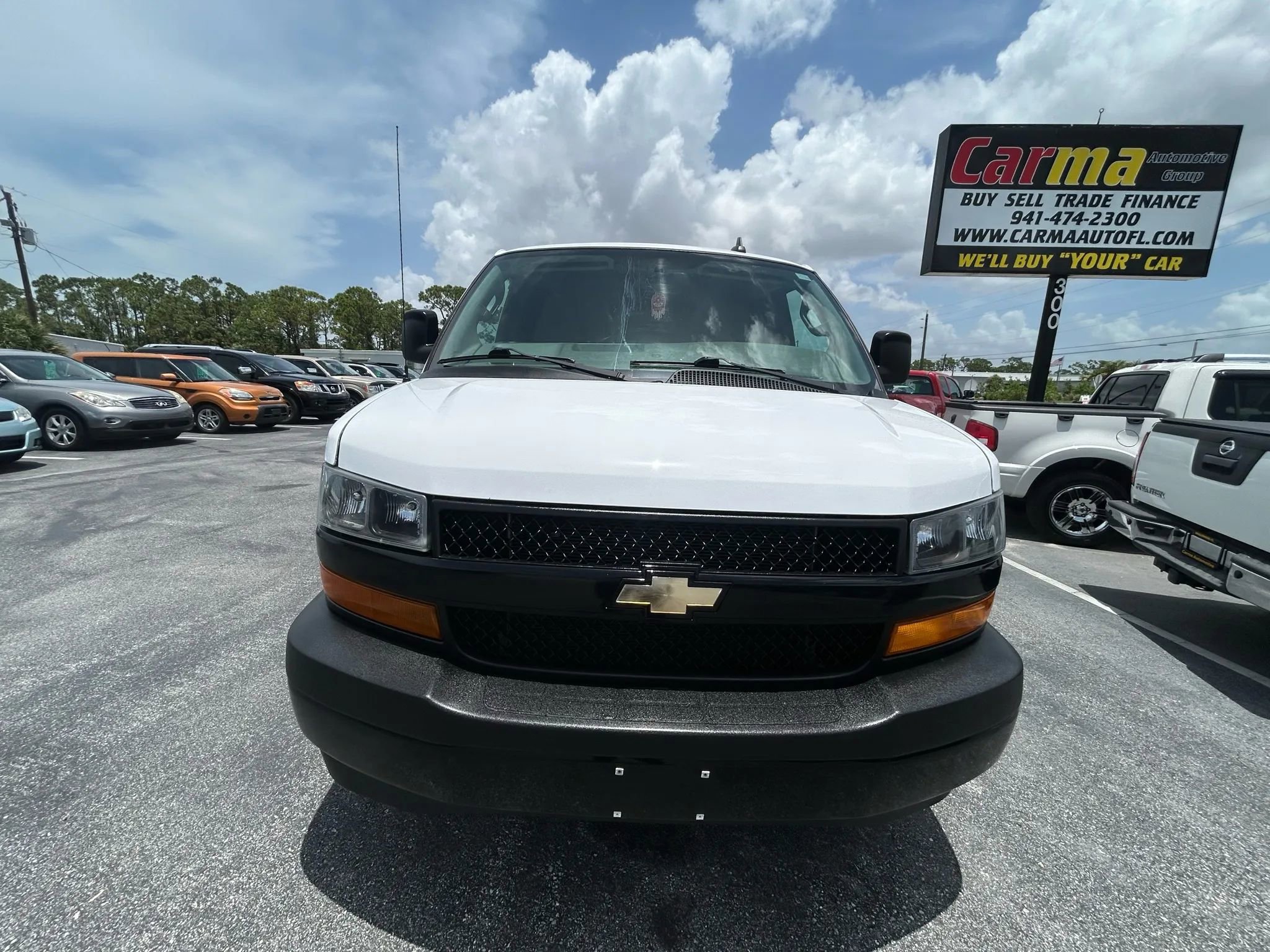 Used 2021 Chevrolet Express 2500 image 1