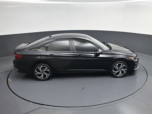 Used 2025 Volkswagen Jetta SEL FWD image 44