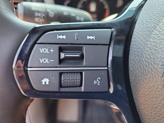 Certified 2025 Honda Pilot TrailSport image 17