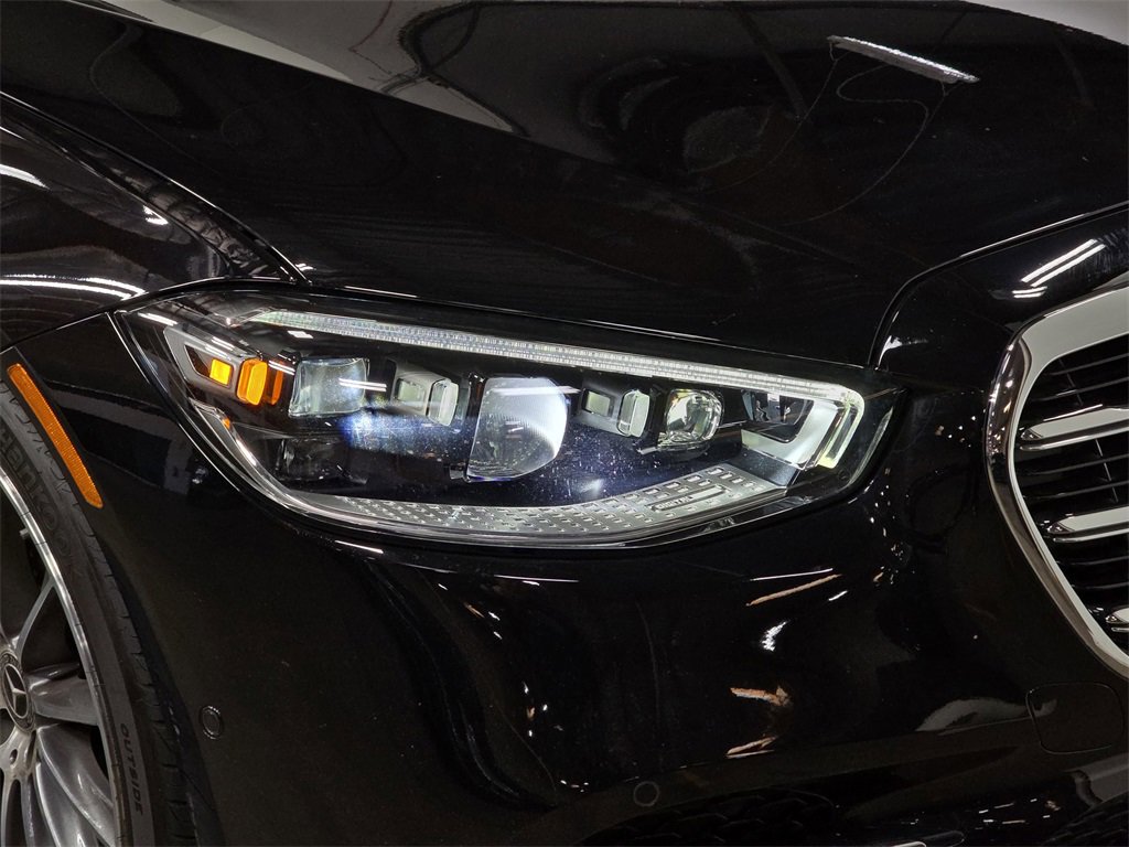 Used 2025 Mercedes-Benz S 580 4MATIC Sedan image 12