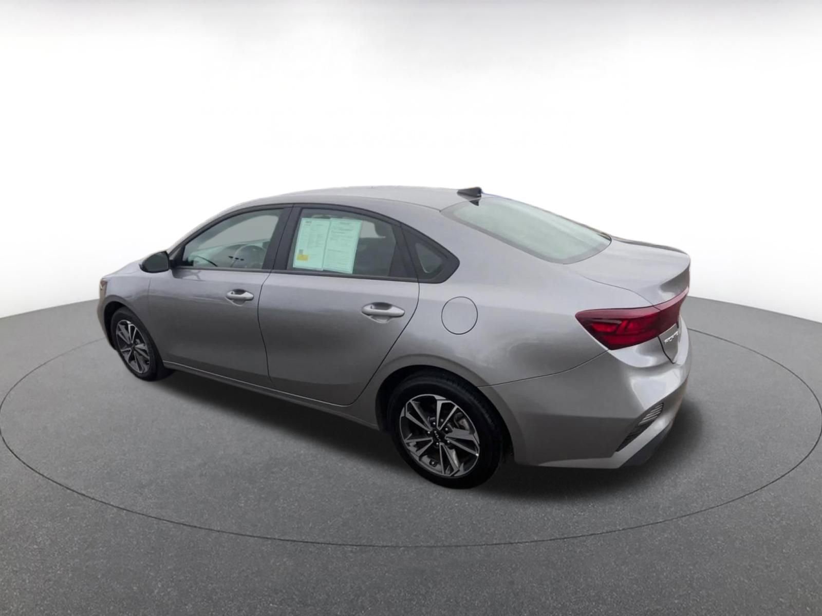 Used 2024 Kia Forte LXS FWD image 10