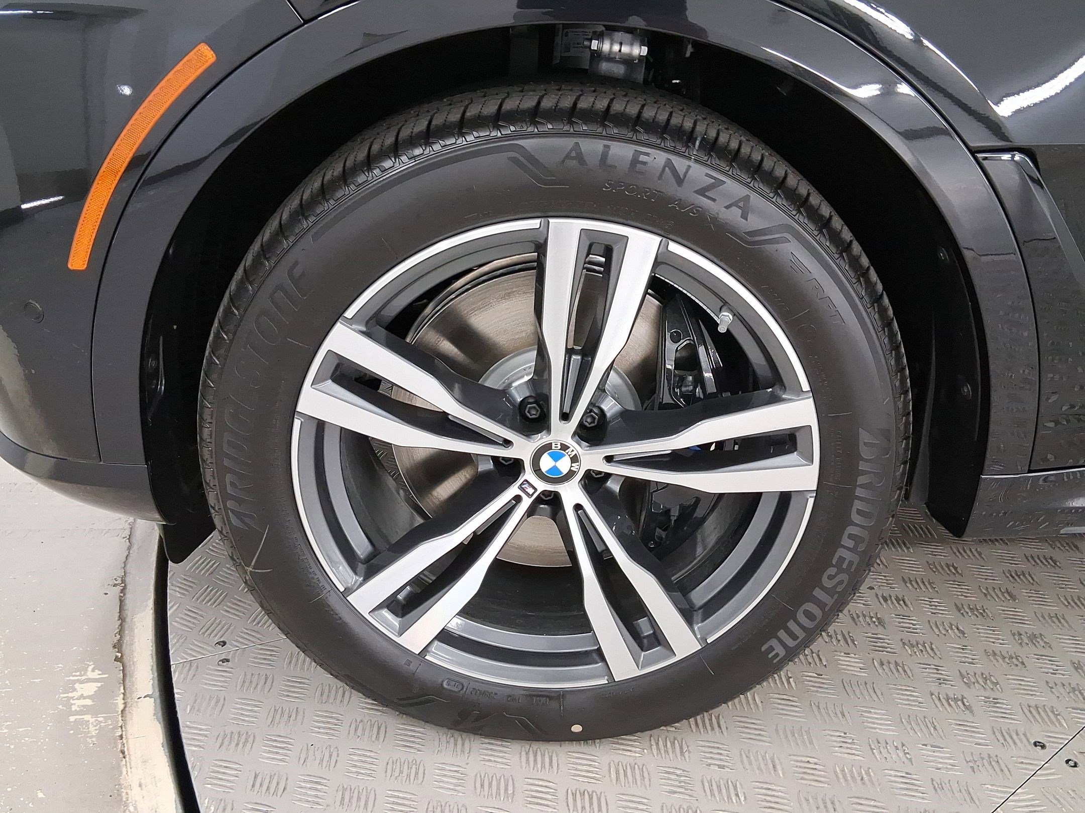 New 2026 BMW X7 M60i image 11
