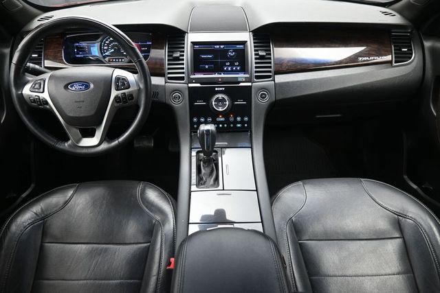 Used 2013 Ford Taurus Limited FWD image 20