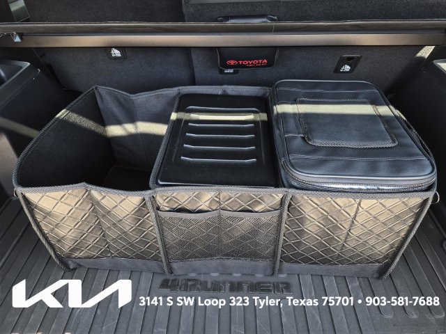 Used 2025 Toyota 4Runner TRD Off-Road Premium AWD/4WD image 11