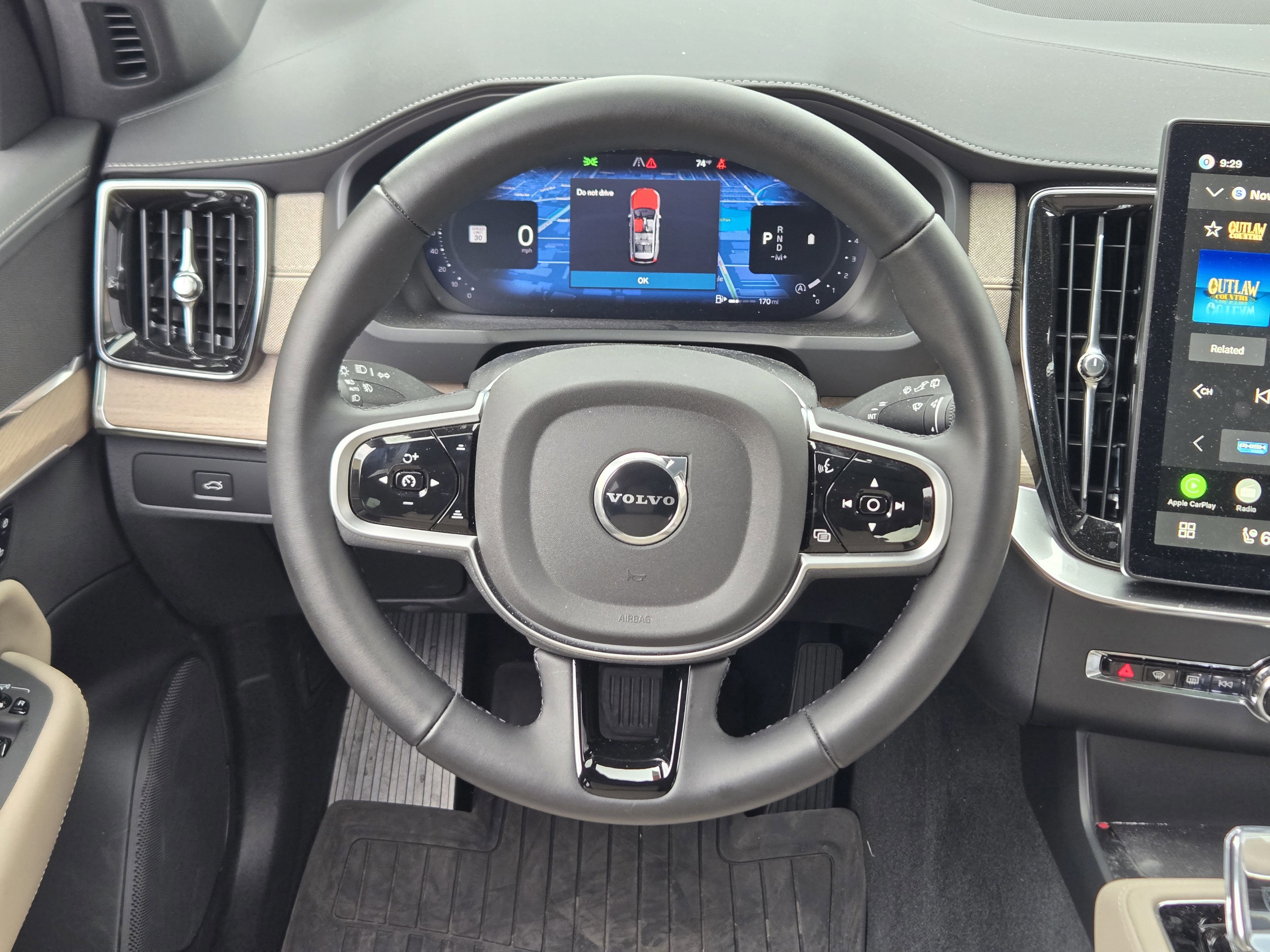 Used 2026 Volvo XC90 B6 Plus w/ Protection Package Premier image 24