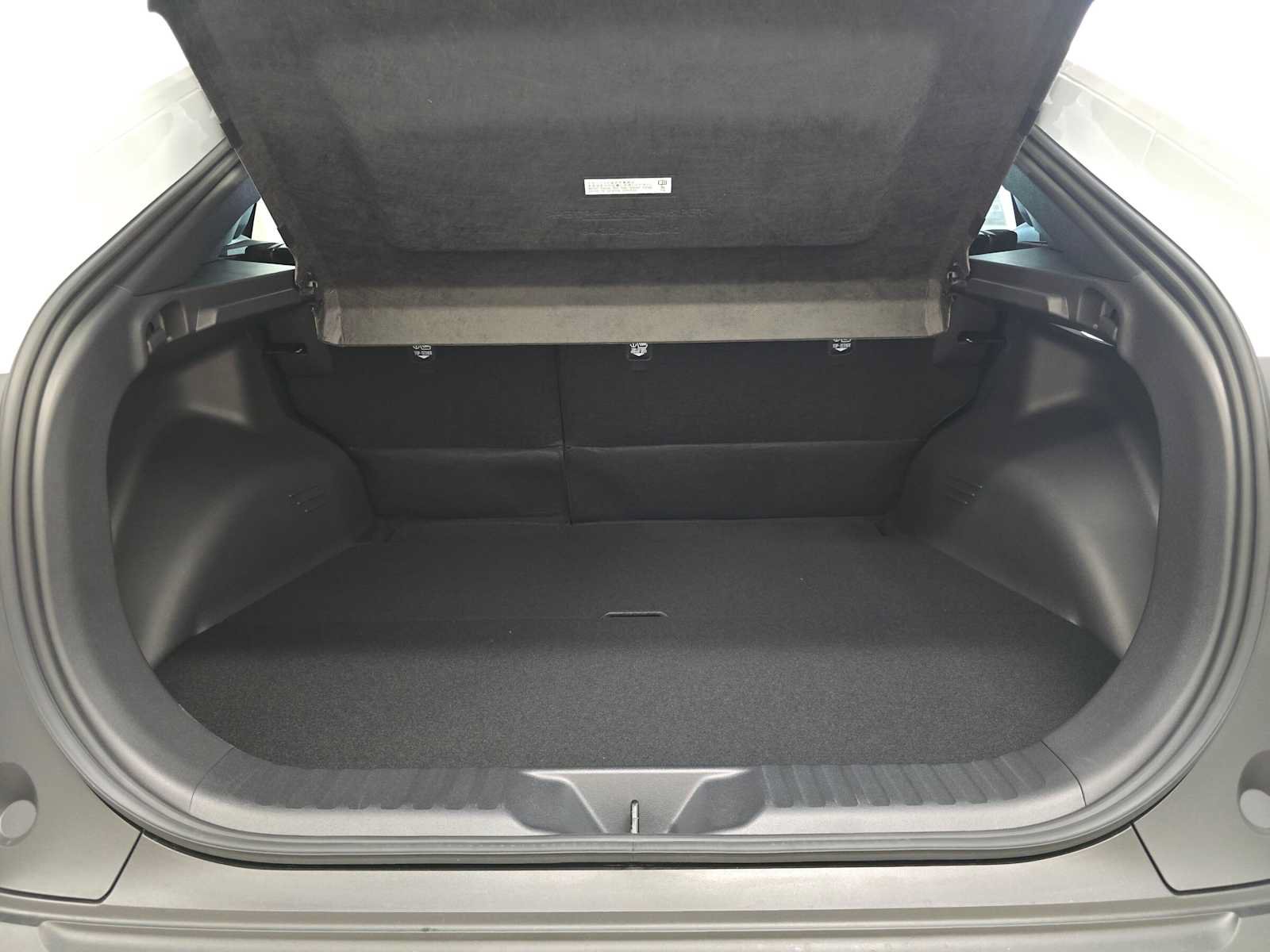 New 2027 Toyota C-HR w/ ALL Weather Mat Package (TMS) AWD/4WD image 28