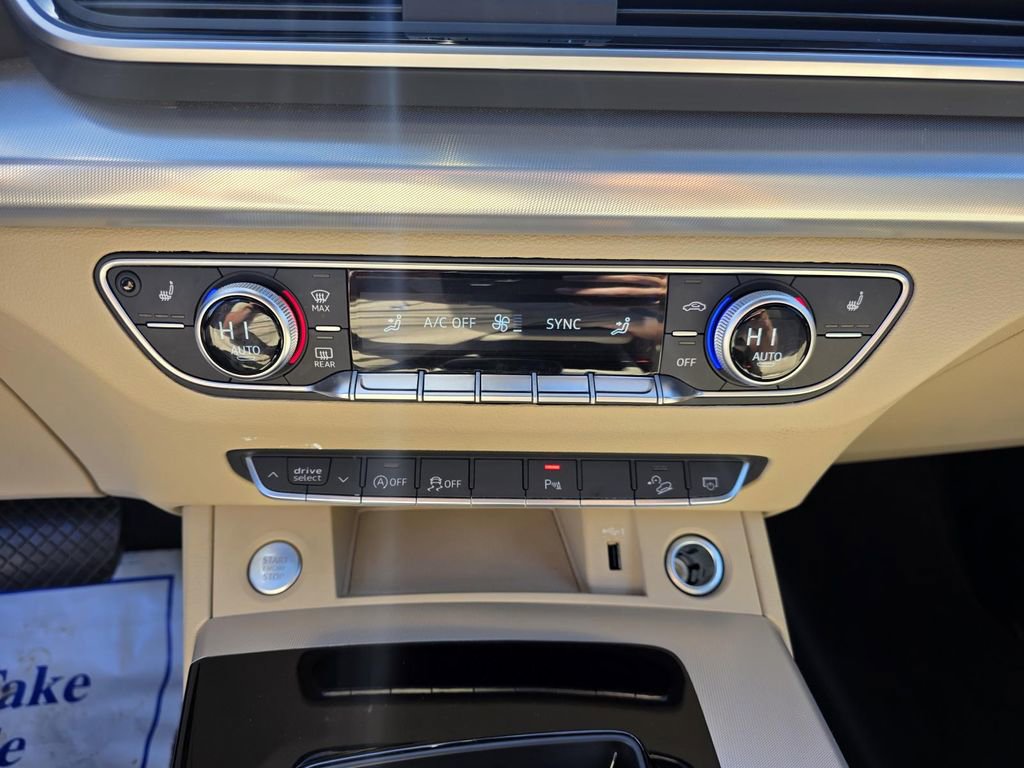Used 2025 Audi Q5 2.0T Premium image 21