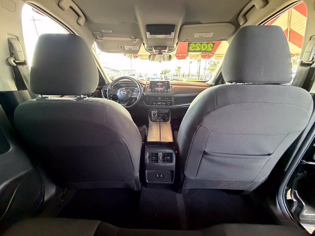 Certified 2025 Nissan Rogue SV AWD/4WD image 14