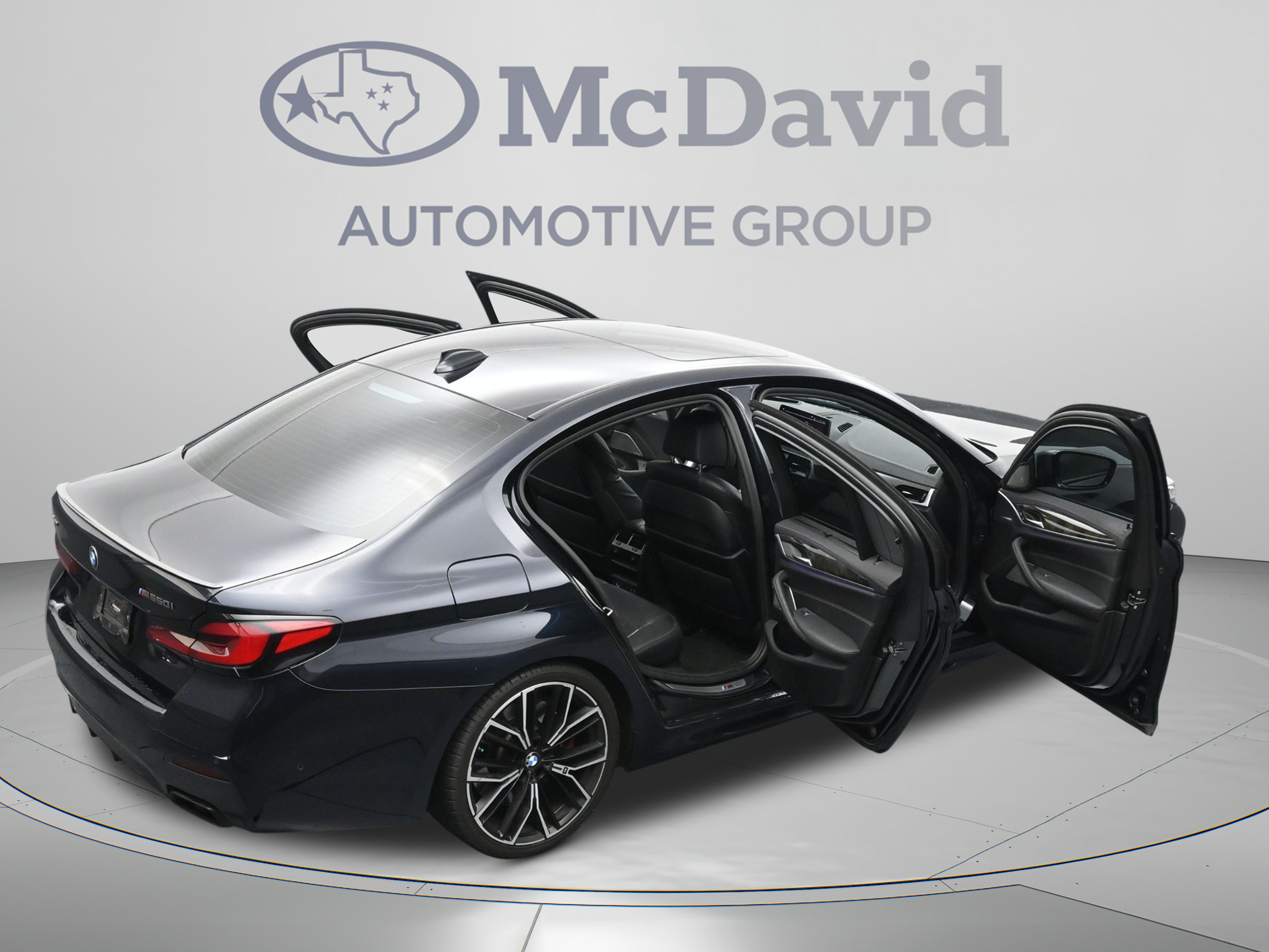 Used 2022 BMW M550i xDrive w/ Dynamic Handling Package AWD/4WD image 46