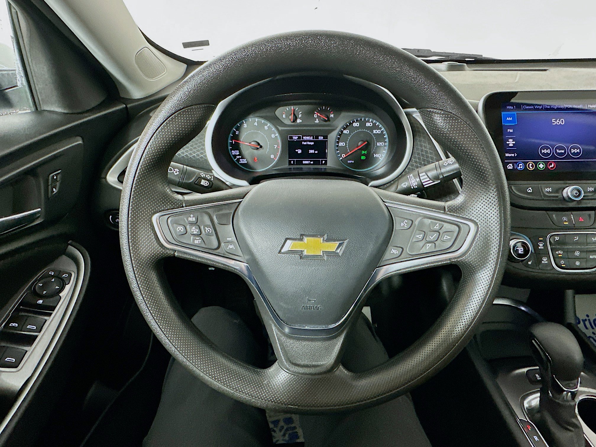 Used 2024 Chevrolet Malibu LT image 11