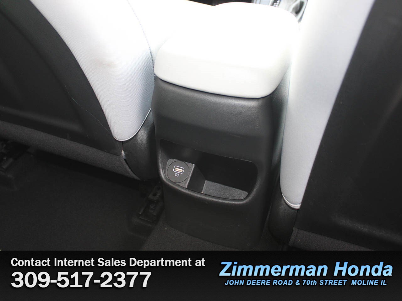 Used 2023 Hyundai Kona SEL w/ Cargo Package FWD image 9