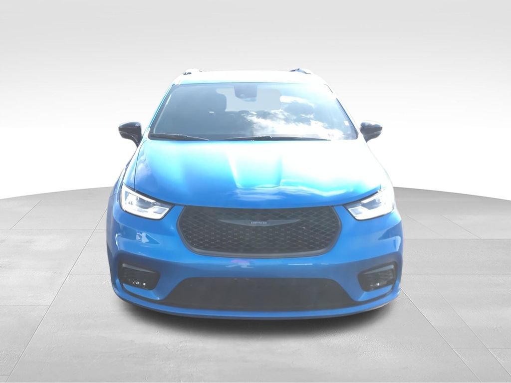 New 2026 Chrysler Pacifica Select FWD image 3