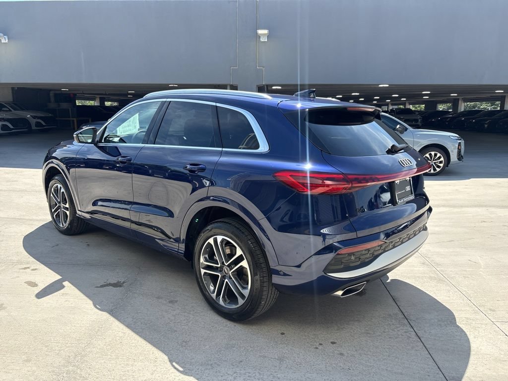 Certified 2025 Audi Q5 Premium w/ Convenience Package AWD/4WD image 8
