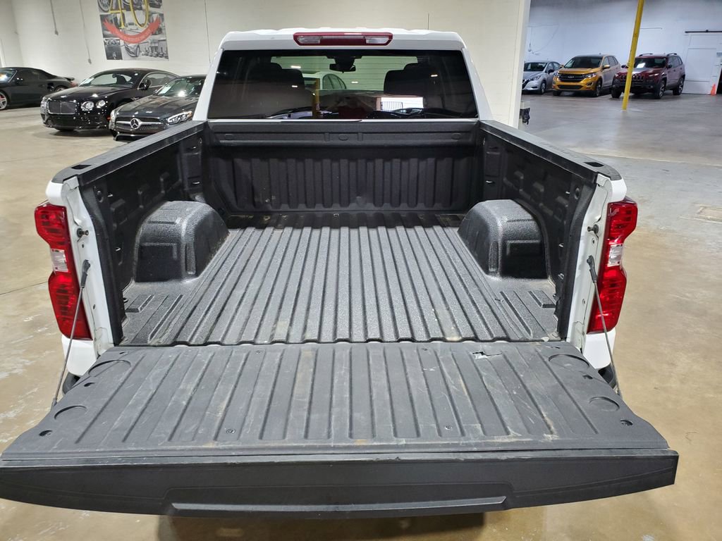 Used 2023 Chevrolet Silverado 1500 LT w/ Z71 Off-Road Package AWD/4WD image 46