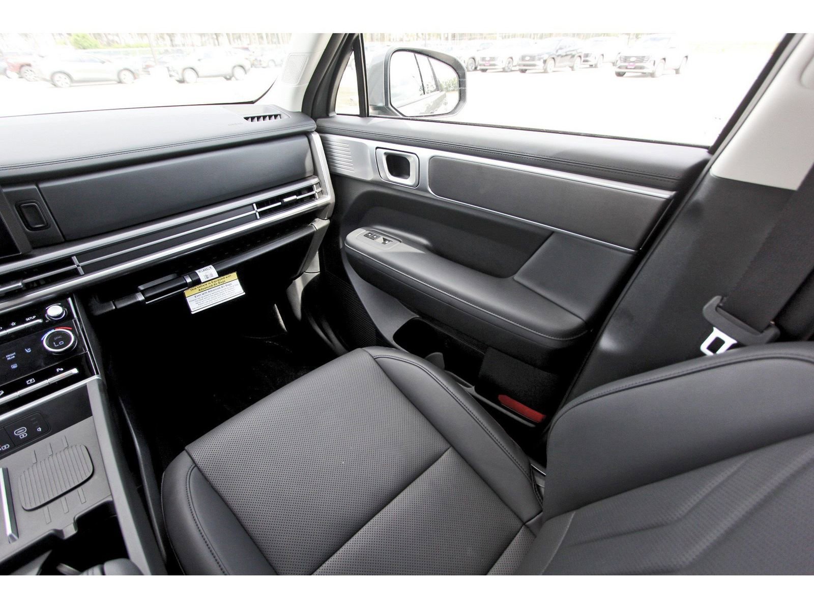 Used 2025 Hyundai Santa Fe SEL image 15