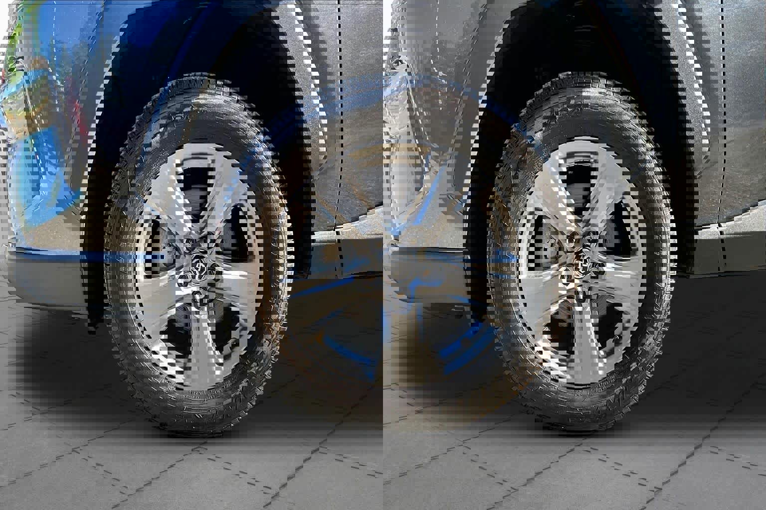 Certified 2024 Toyota RAV4 XLE w/ Convenience Package image 11