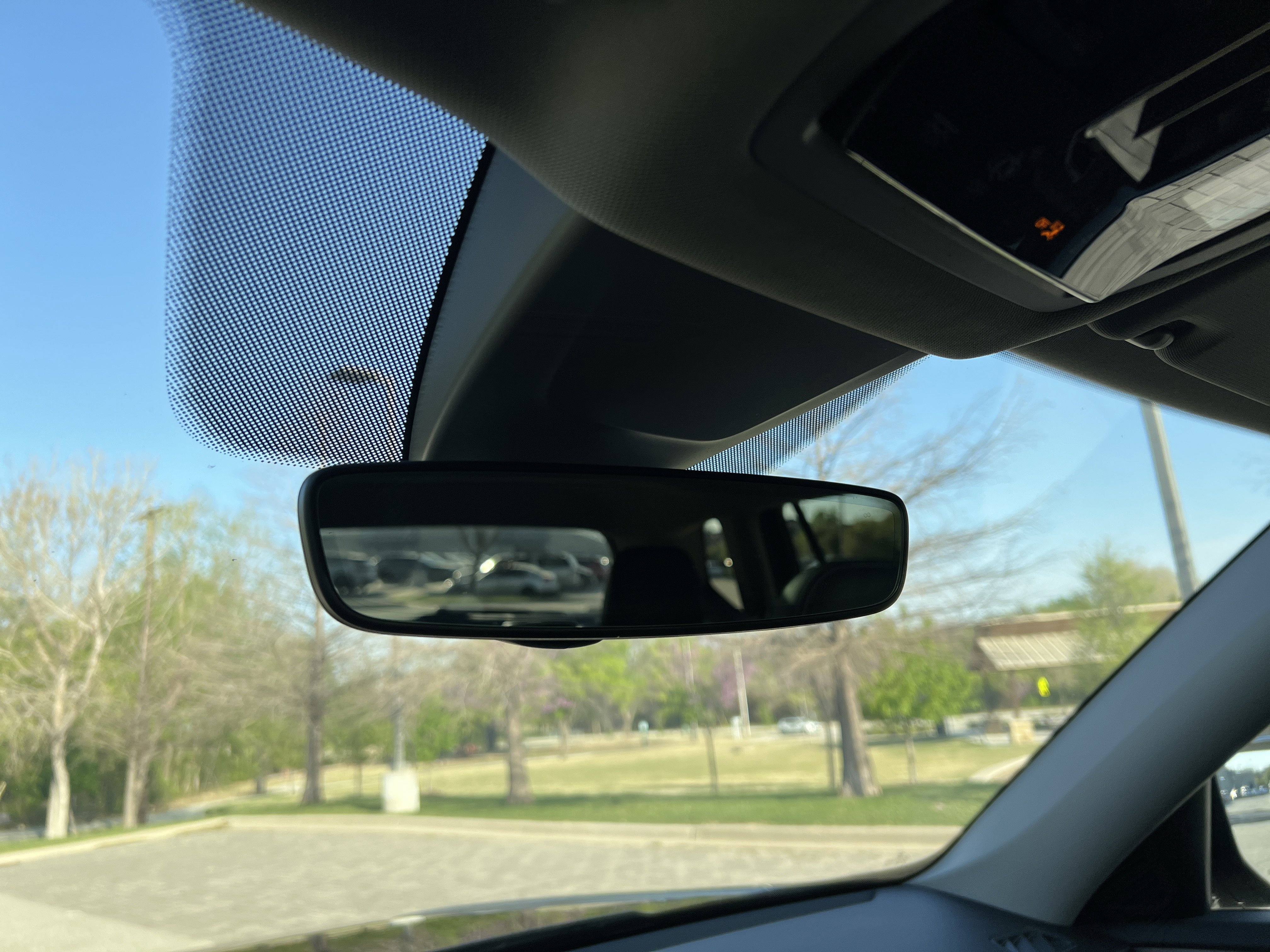 Certified 2025 Volkswagen Atlas SE w/ Panoramic Sunroof Package FWD image 25