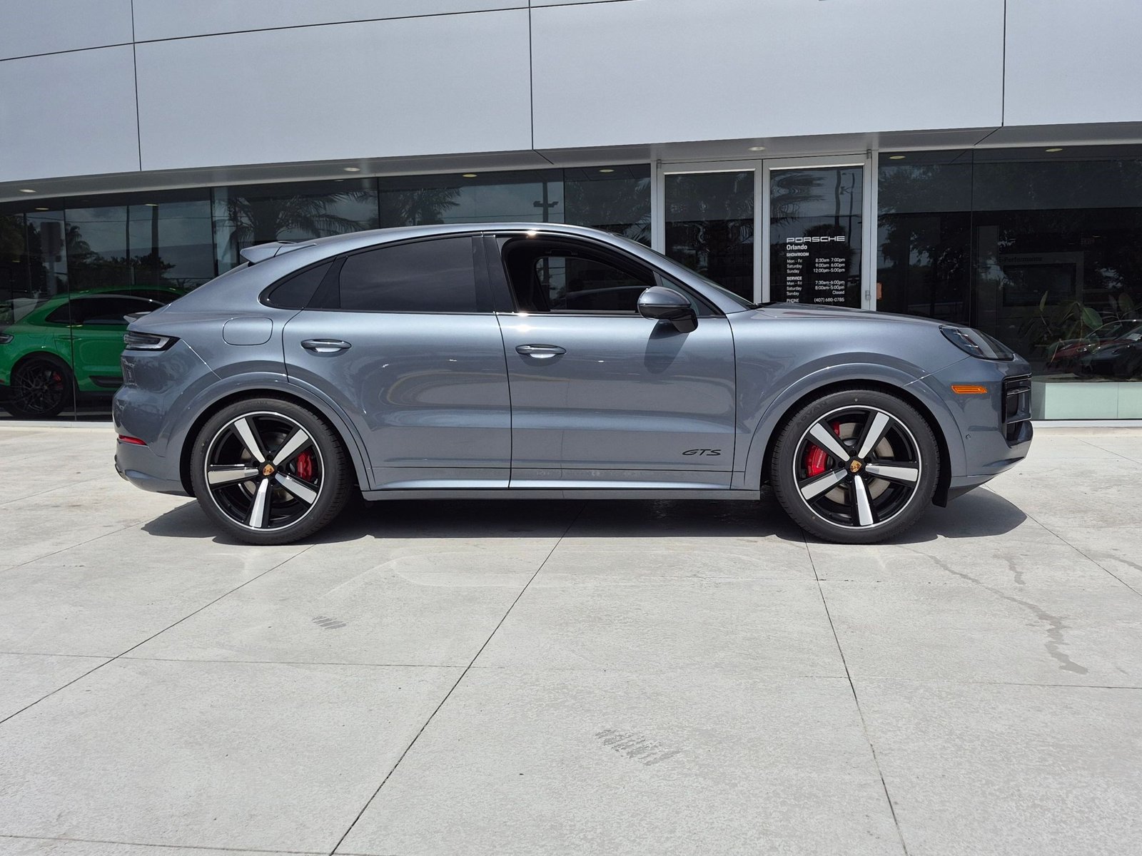 New 2026 Porsche Cayenne GTS AWD/4WD image 8