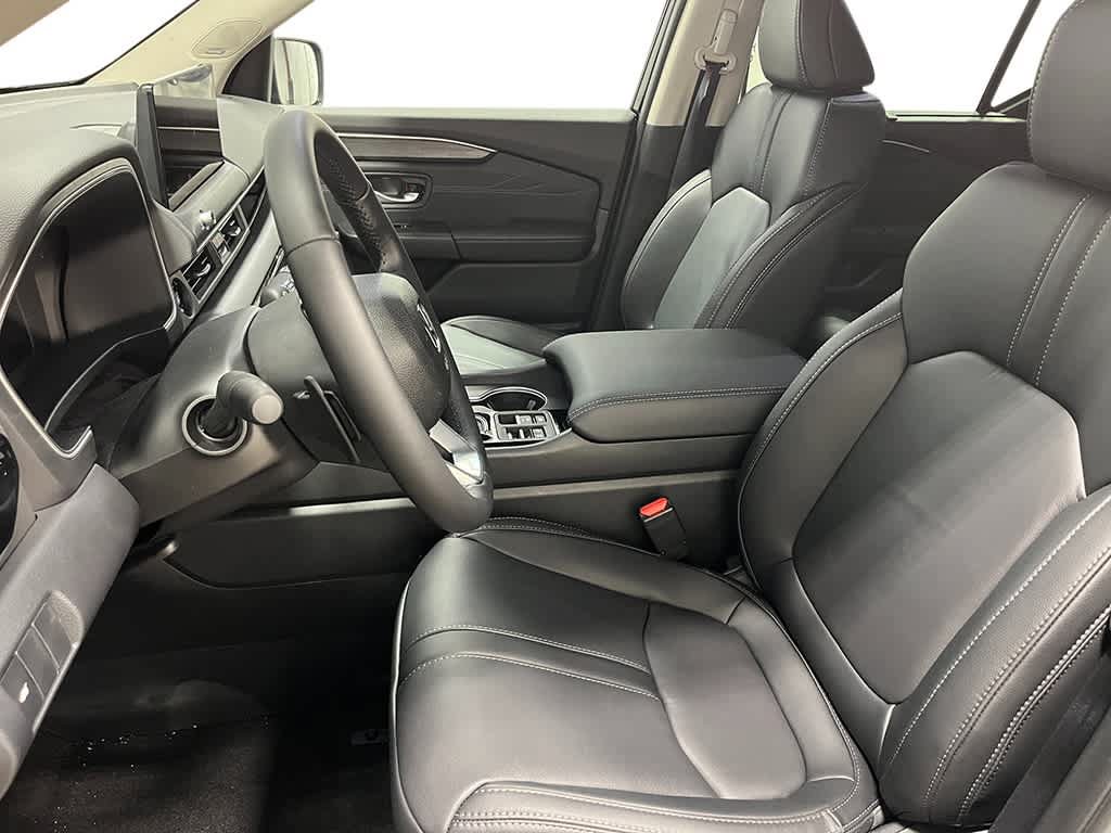 New 2026 Honda Pilot Touring image 8