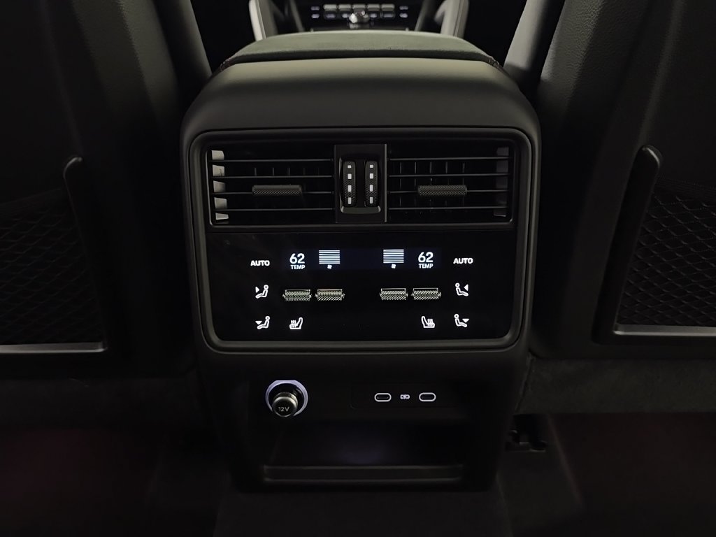 New 2026 Porsche Cayenne GTS AWD/4WD image 26