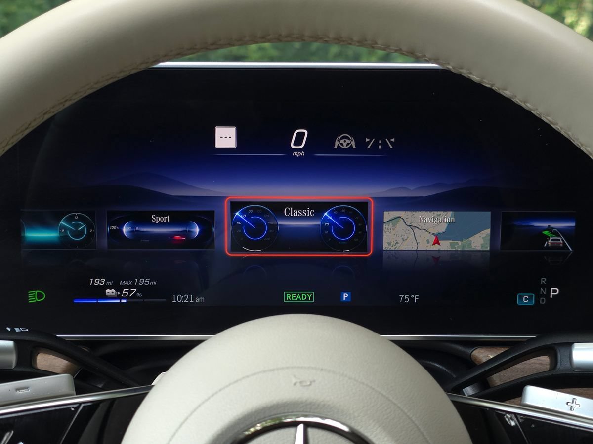 Used 2023 Mercedes-Benz EQS 450+ Sedan image 36