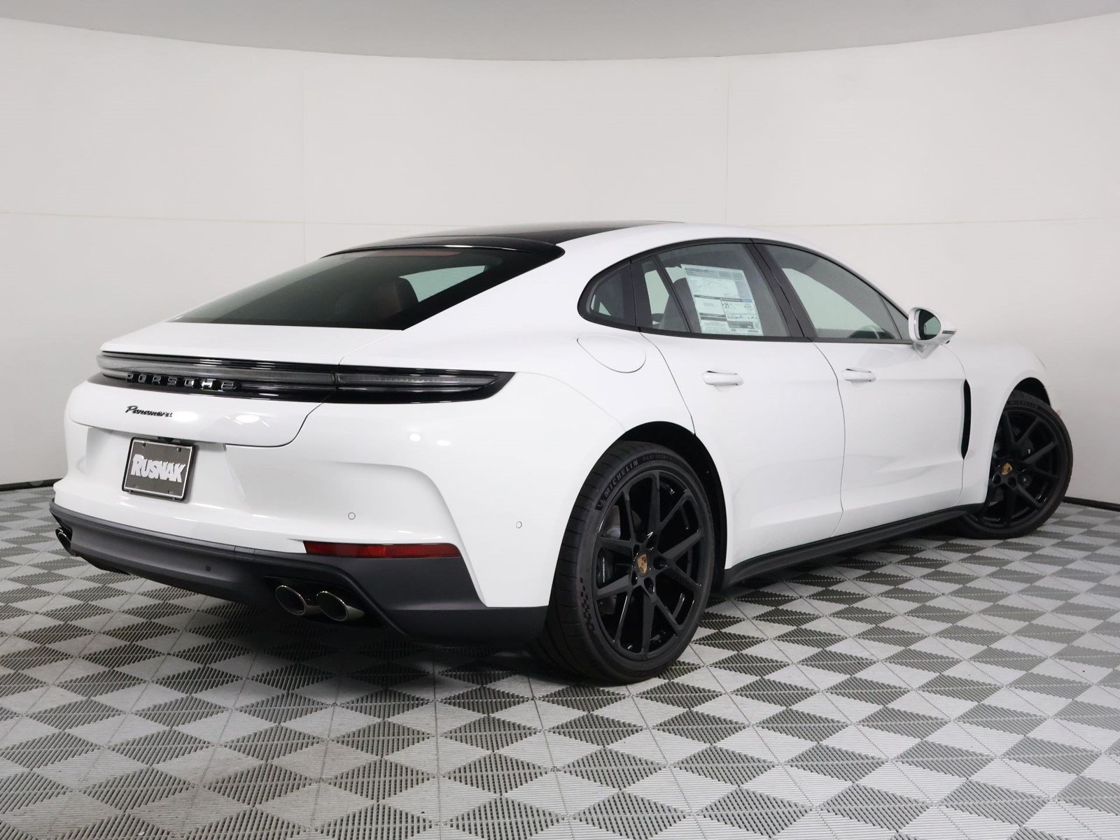 New 2026 Porsche Panamera RWD image 7
