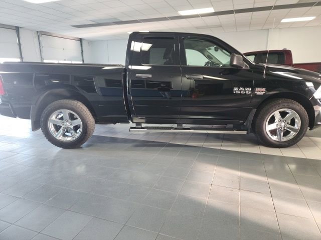 Used 2014 RAM 1500 Express AWD/4WD image 2