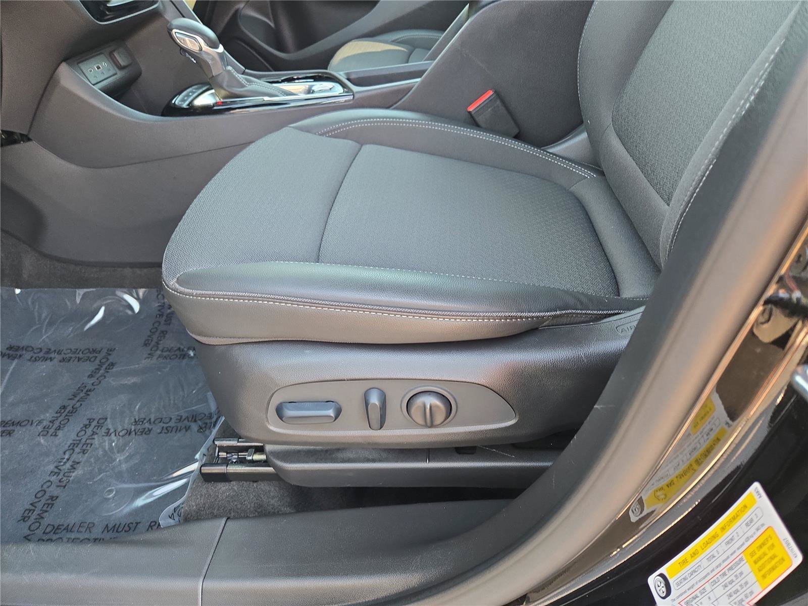 Used 2023 Buick Encore GX Select w/ Sport Touring Package AWD/4WD image 21