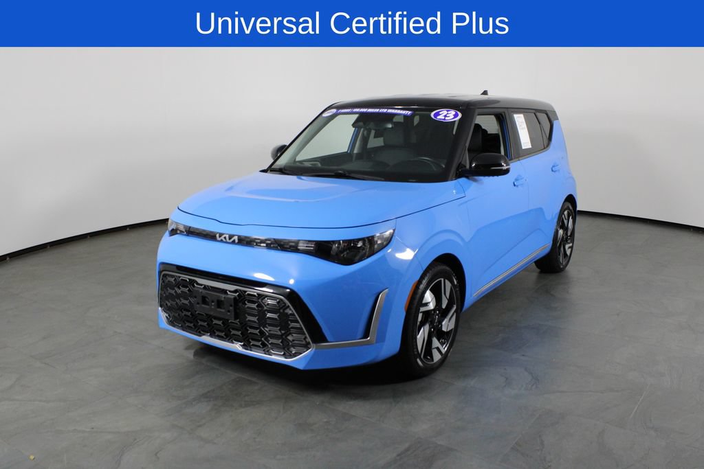 Used 2023 Kia Soul GT-Line FWD image 2