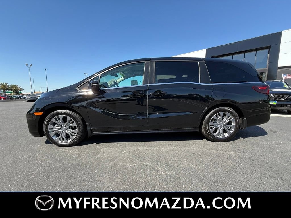 Used 2025 Honda Odyssey Touring image 6