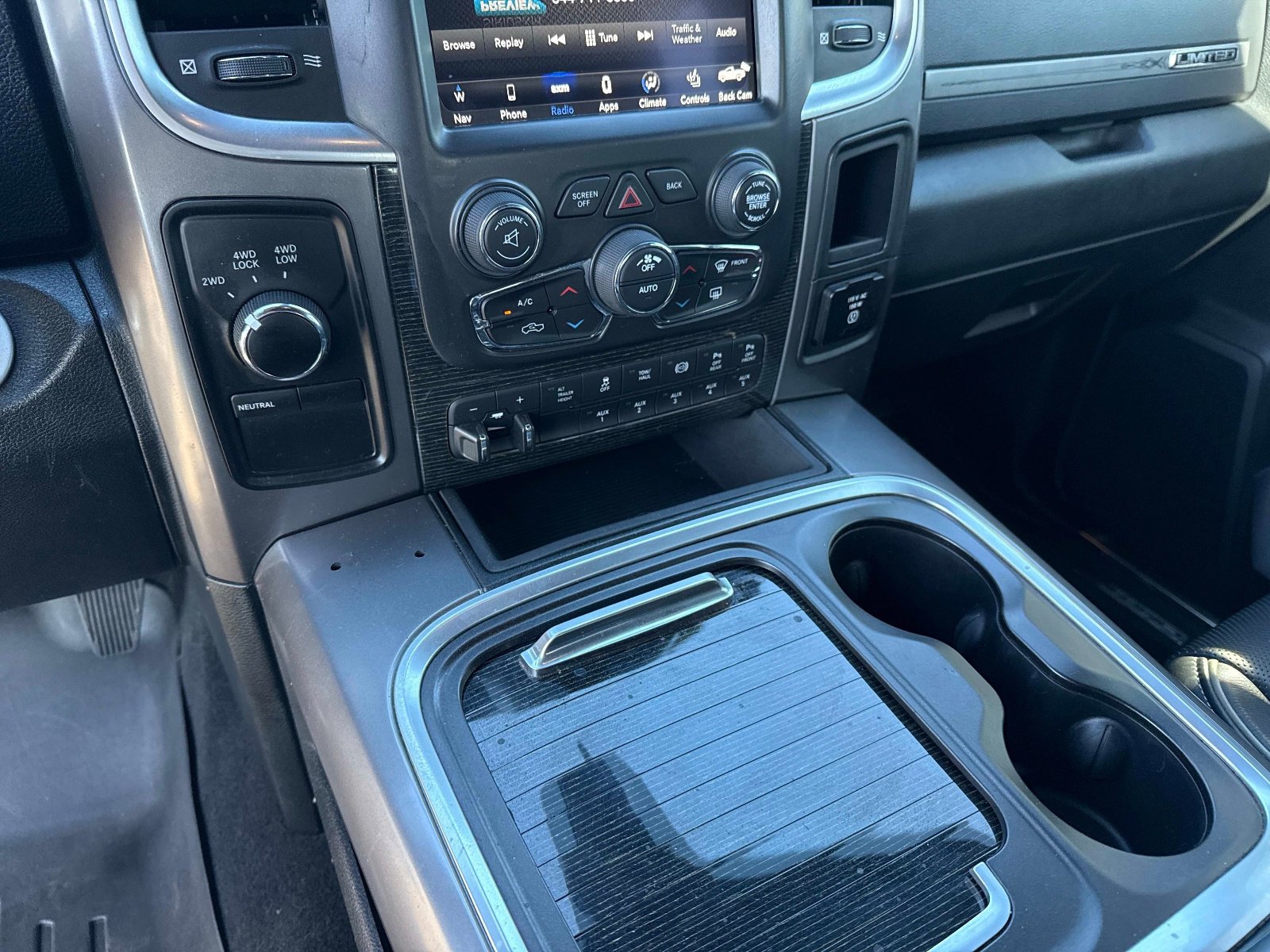 Used 2018 RAM 3500 Laramie Longhorn AWD/4WD image 26