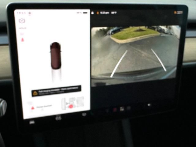 Used 2022 Tesla Model 3 Long Range AWD/4WD image 18