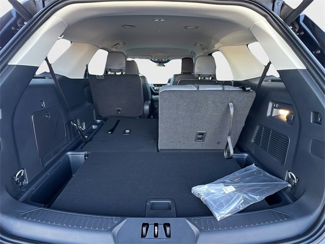 New 2025 Ford Explorer Active w/ Active Comfort Package image 23