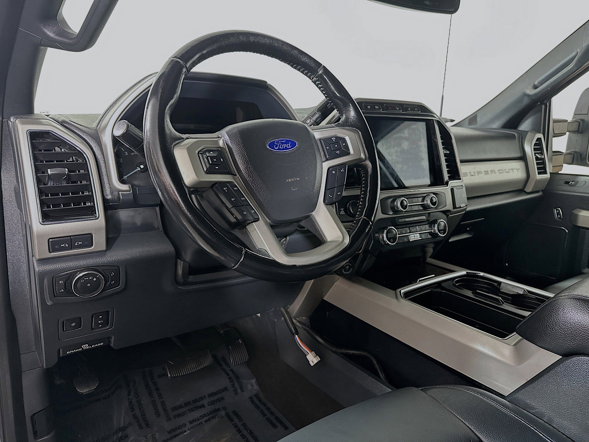 Used 2022 Ford F250 Lariat w/ Black Appearance Package image 9