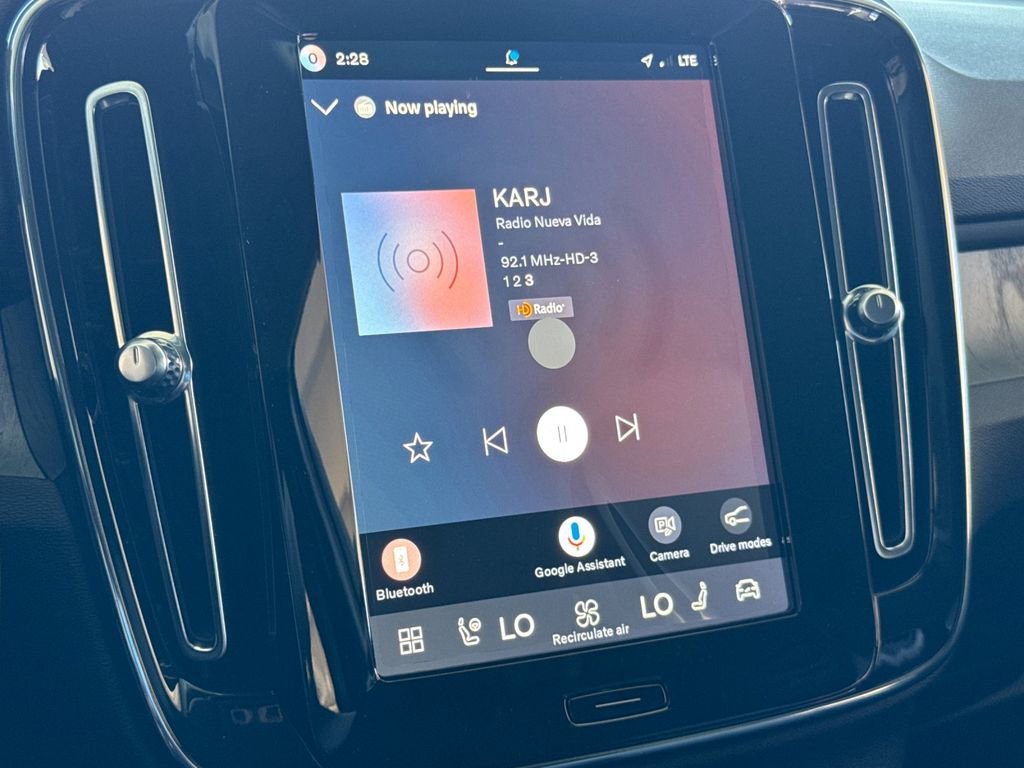 New 2026 Volvo XC40 B5 Plus w/ Climate Package image 17