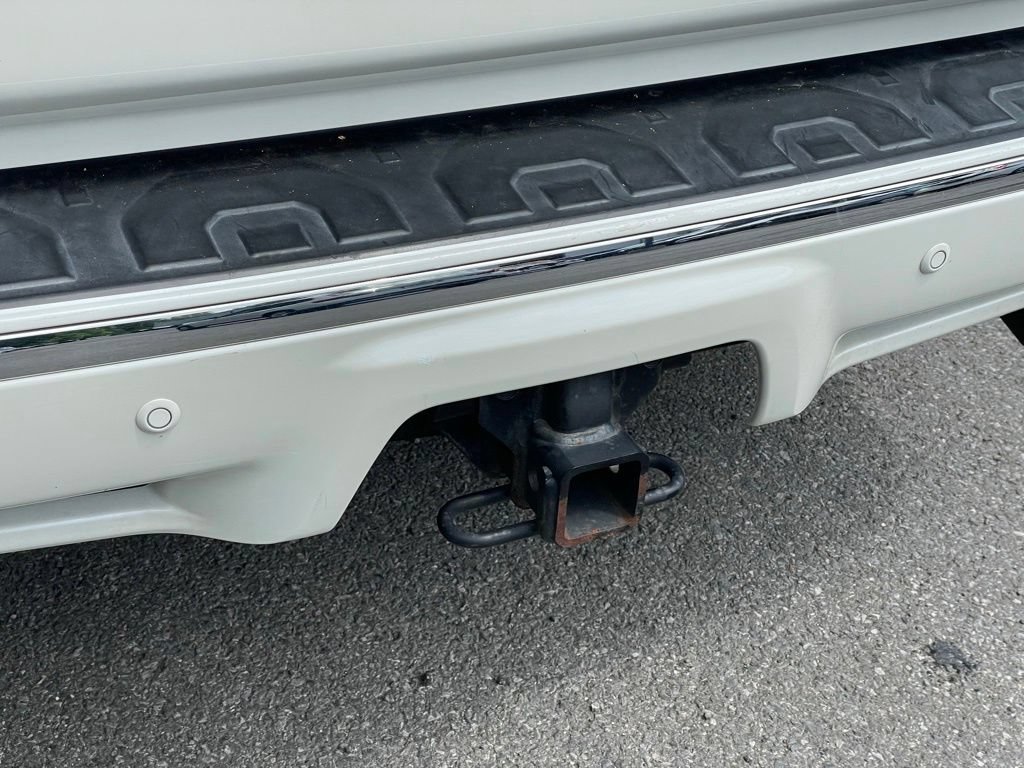 Used 2022 Toyota 4Runner Limited AWD/4WD image 38