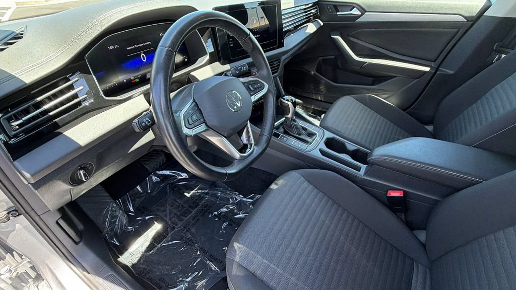 Used 2025 Volkswagen Jetta S FWD image 10