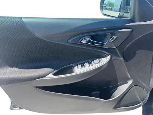 Used 2024 Chevrolet Malibu LT FWD image 11