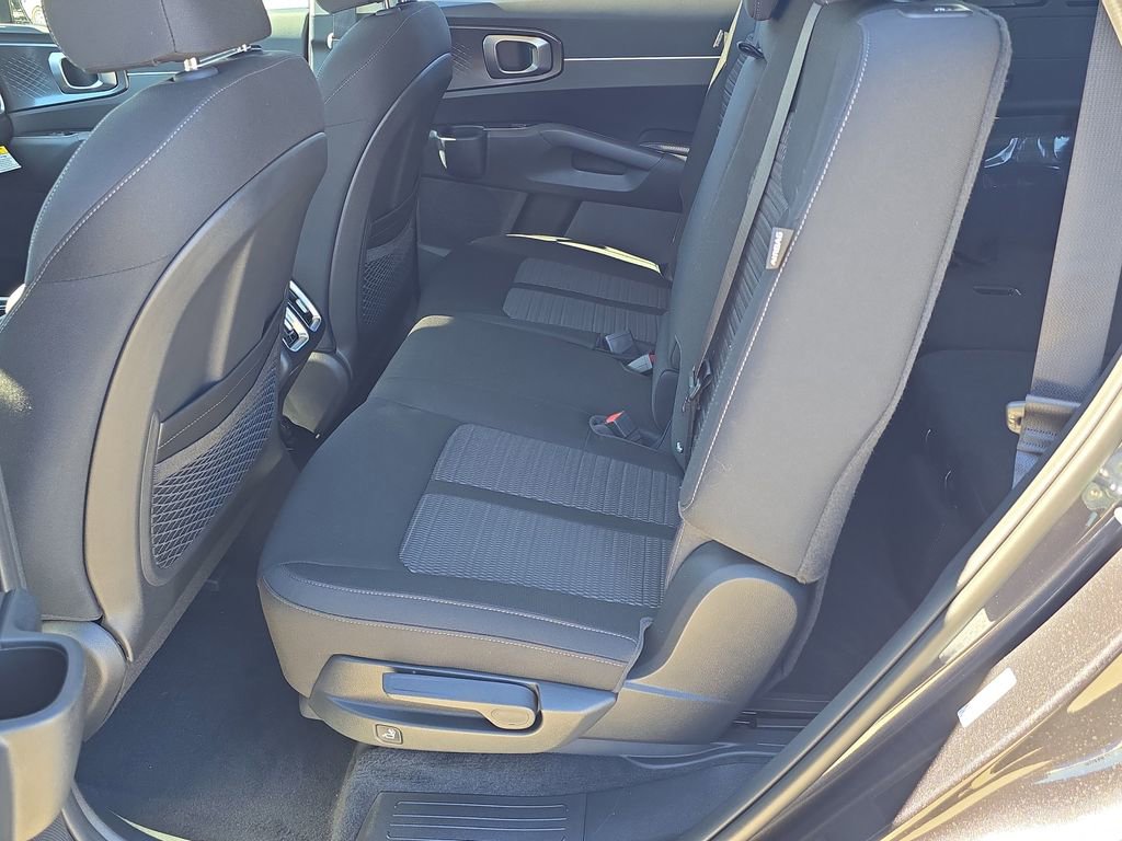 New 2026 Kia Sorento LX image 18