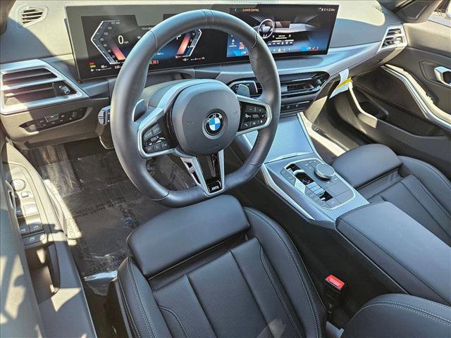 Used 2025 BMW 330i Sedan w/ M Sport Package image 9